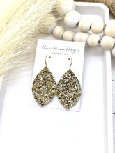 Load image into Gallery viewer, Gold Glitter Marquis earrings