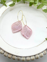 Load image into Gallery viewer, Light Pink Marbled Clay Pointed Teardrop earrings
