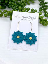 Load image into Gallery viewer, Lotus Flower Drop Clay earrings