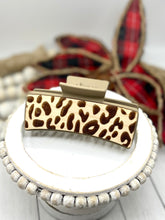 Load image into Gallery viewer, Cheetah Wood hair claw clip