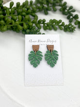 Load image into Gallery viewer, Monstera Leaf Clay earrings