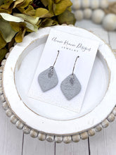 Load image into Gallery viewer, Leaf Texture Polymer Clay Pointed Teardrop earrings