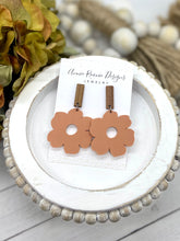Load image into Gallery viewer, Terracotta Acrylic Flower earrings