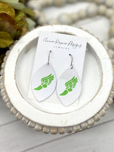 Load image into Gallery viewer, Track feet Marquis earrings