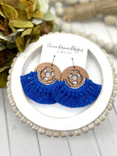 Load image into Gallery viewer, Soccer Macrame earrings