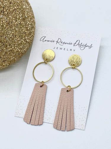 Sarah Fringe earrings in Blush Leather
