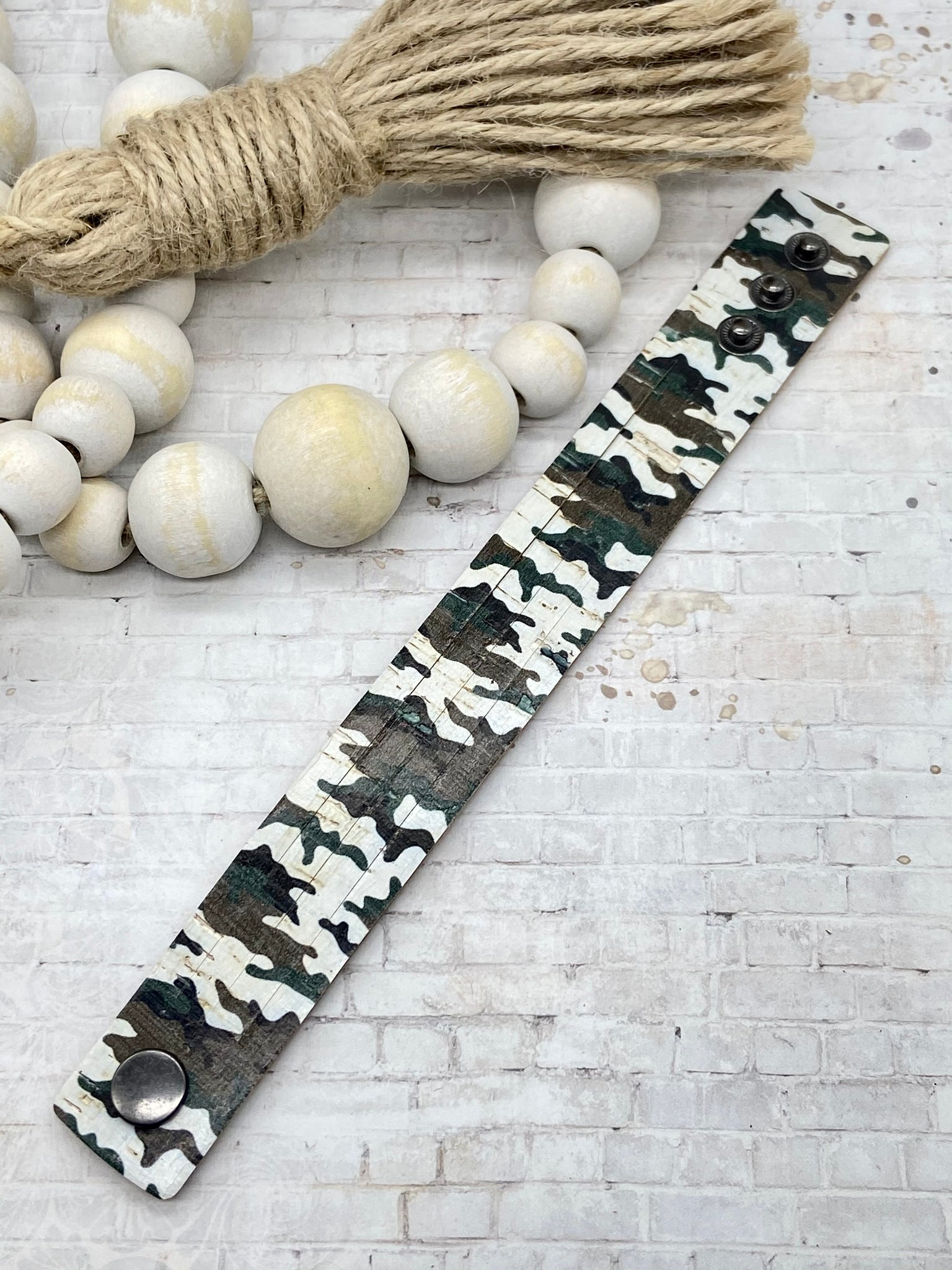 Arctic Camo Wristband Bracelet – Hang Loose Bands