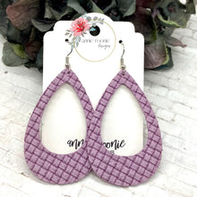 Load image into Gallery viewer, Lavender Crosshatch Suede Teardrop earrings