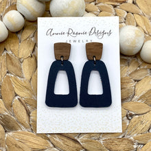 Load image into Gallery viewer, Keyhole leather earrings (wood post)