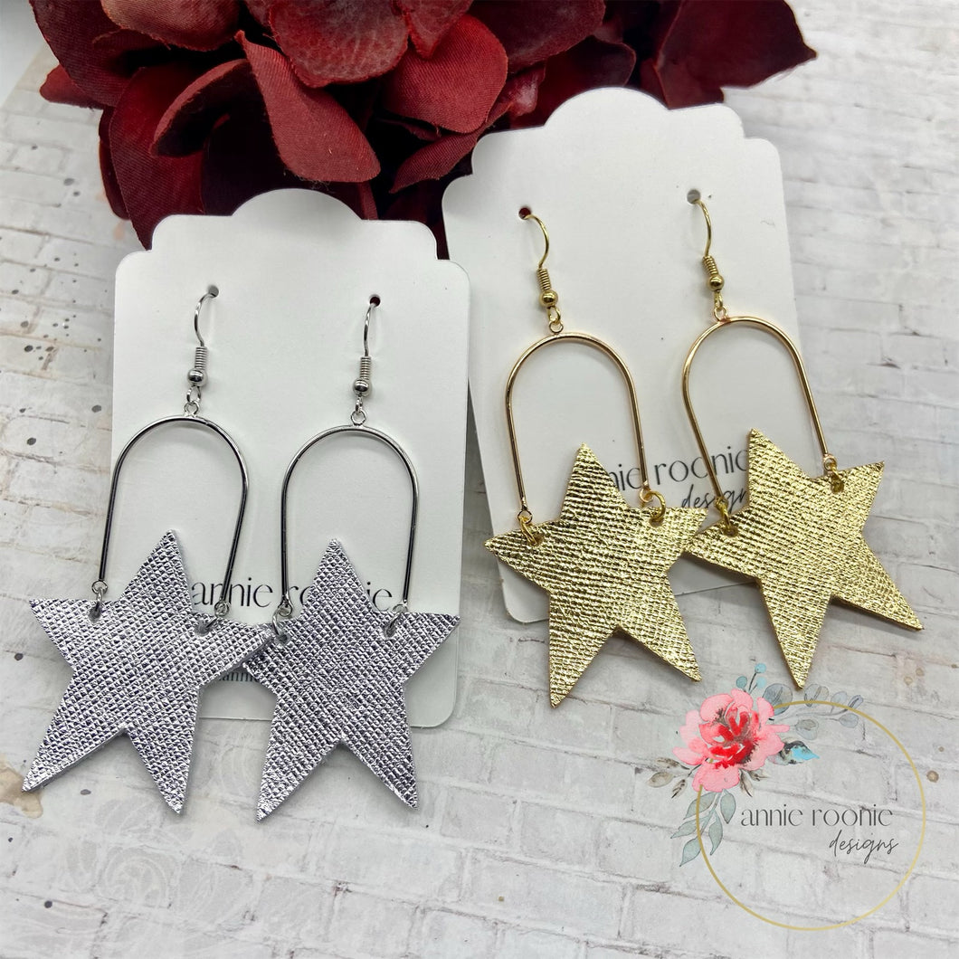 Arched Star earrings