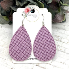 Load image into Gallery viewer, Lavender Crosshatch Suede Teardrop earrings