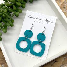 Load image into Gallery viewer, Calista earrings