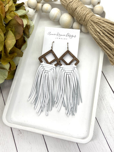 Woven Fringe Earrings in White leather