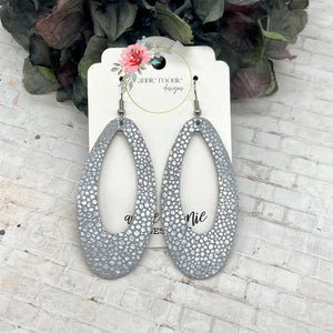 Silver Metallic Stingray Leather Oval earrings