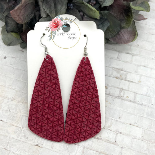 Raspberry Tiny Triangles Suede Wedge Bar earrings