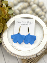 Load image into Gallery viewer, Acrylic Gingko leaf earrings