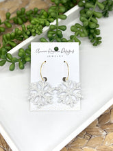 Load image into Gallery viewer, Snowflake earrings