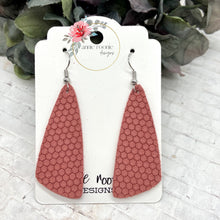 Load image into Gallery viewer, Salmon Pink Honeycomb Suede Wedge Bar earrings