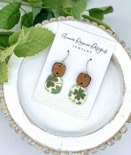 Shamrock Clay Rounded Square earrings