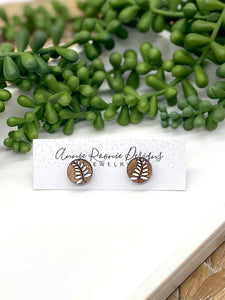 Leaf Pattern Stud Earrings