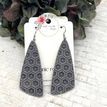 Load image into Gallery viewer, Gray Honeycomb Leather Bar earrings