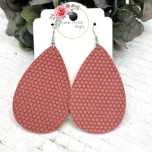Load image into Gallery viewer, Salmon Pink Honeycomb Suede Teardrop earrings