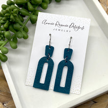 Load image into Gallery viewer, Phoebe earrings